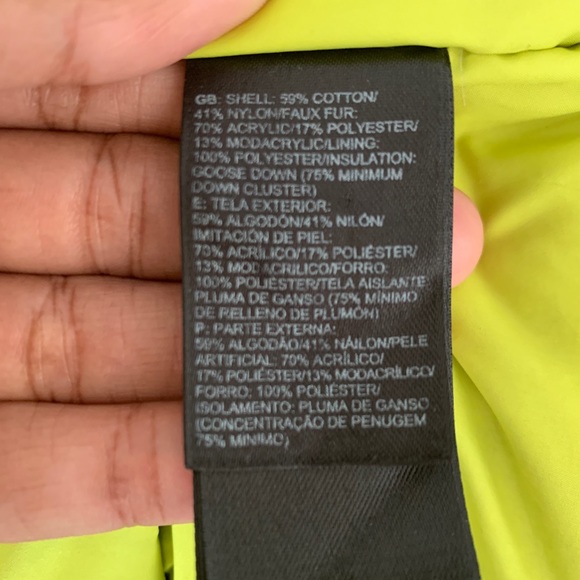 (SOLD on DEPOP) The North face Winter Jacket - Picture 6 of 6